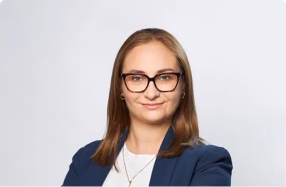 Katarzyna Bedka, aplikantka radcowska w kancelarii BCW, z doświadczeniem w negocjacjach i przygotowywaniu dokumentacji prawnej w sprawach cywilnych i gospodarczych.