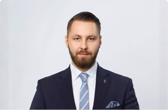 Katarzyna Bedka, aplikantka radcowska w kancelarii BCW, z doświadczeniem w negocjacjach i przygotowywaniu dokumentacji prawnej w sprawach cywilnych i gospodarczych.