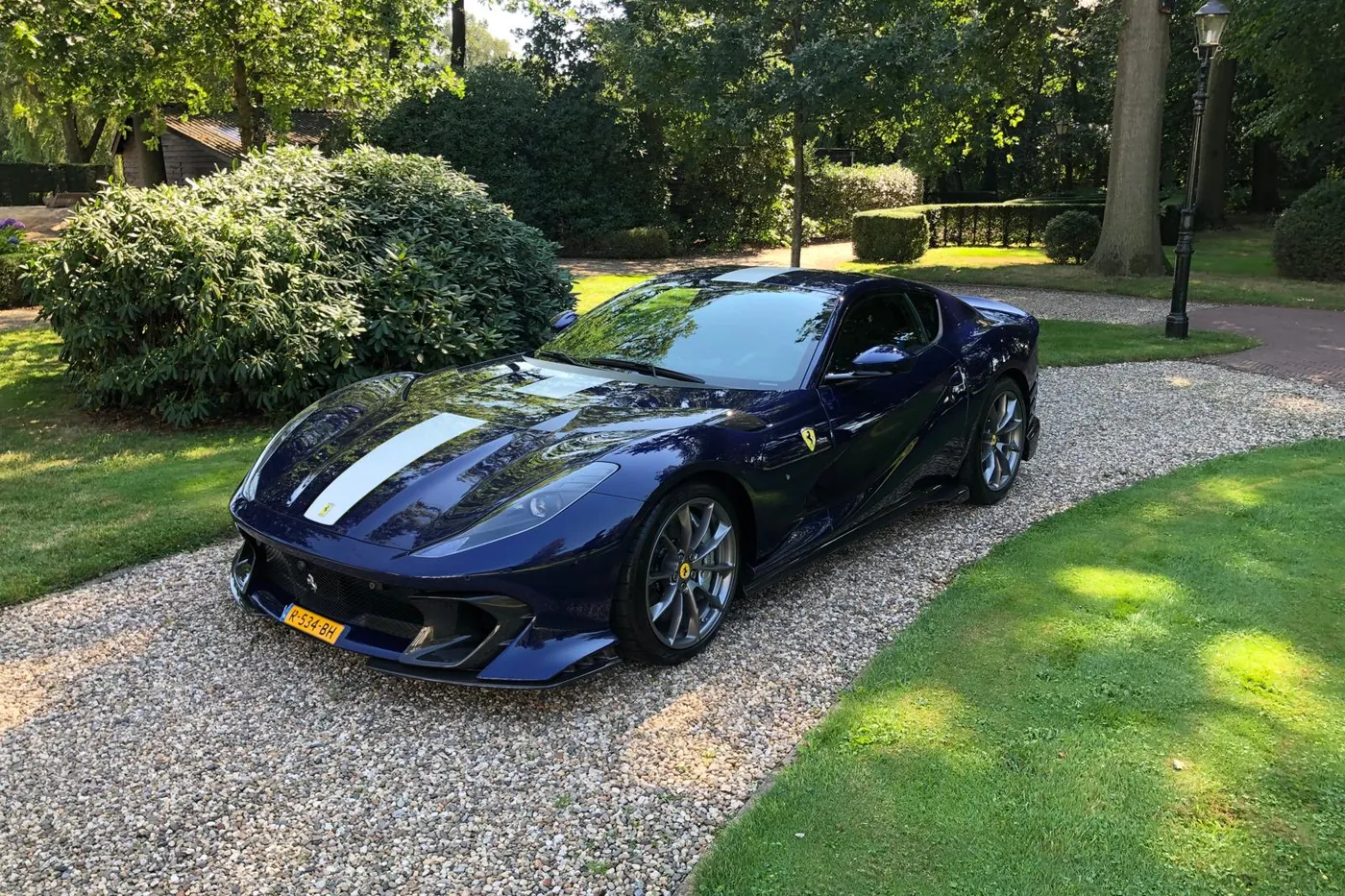Ferrari 812 Competizione