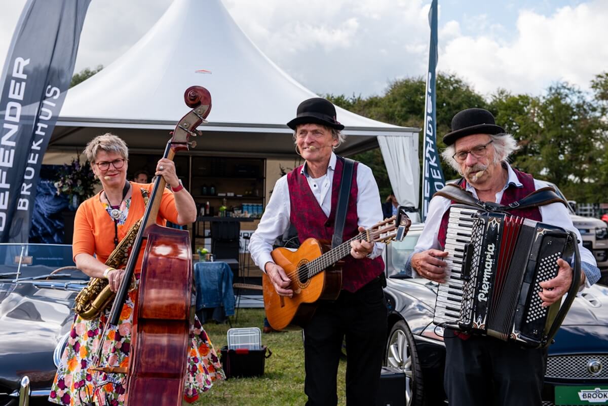 Live muziek op het festivalterrein van Wheels Mariënwaerdt