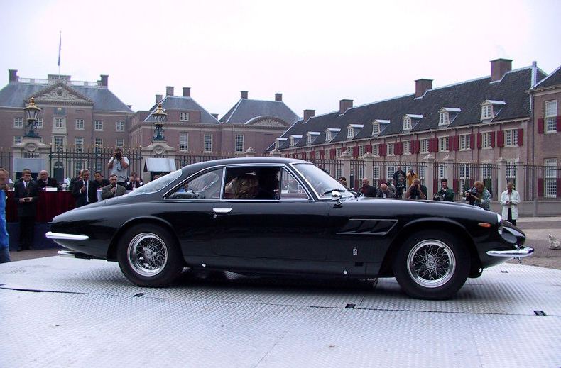 Best of Show 2001 — Ferrari 500 Superfast, carrosserie Pininfarina, 1965