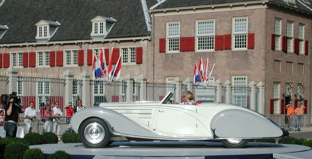 Best of Show 2005 — Bugatti 57 C Cabriolet, carrosserie Gangloff, 1938