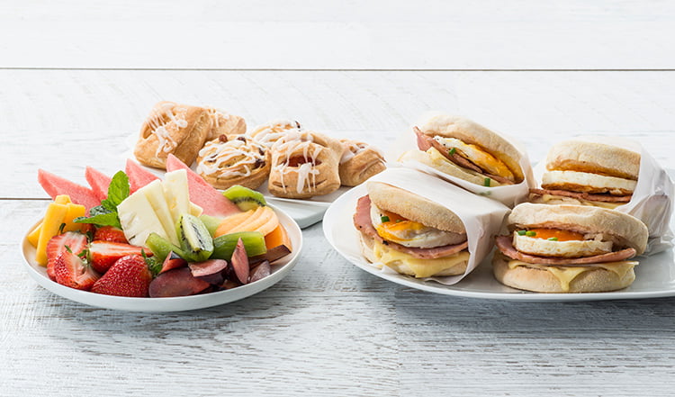 breakfast catering is a cheap and cheerful lunch catering option