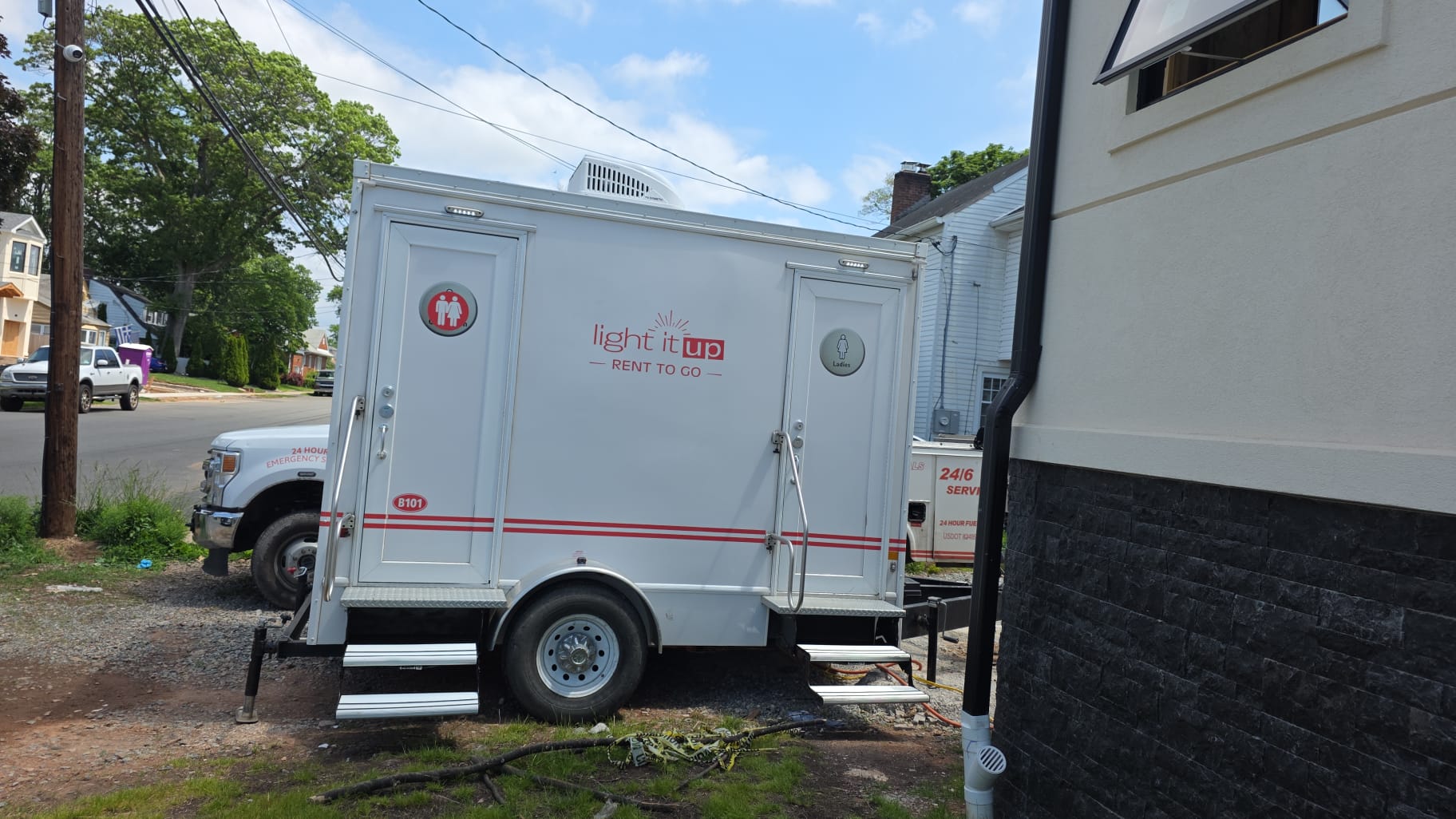 2 station bathroom trailer rental Rockland County NY