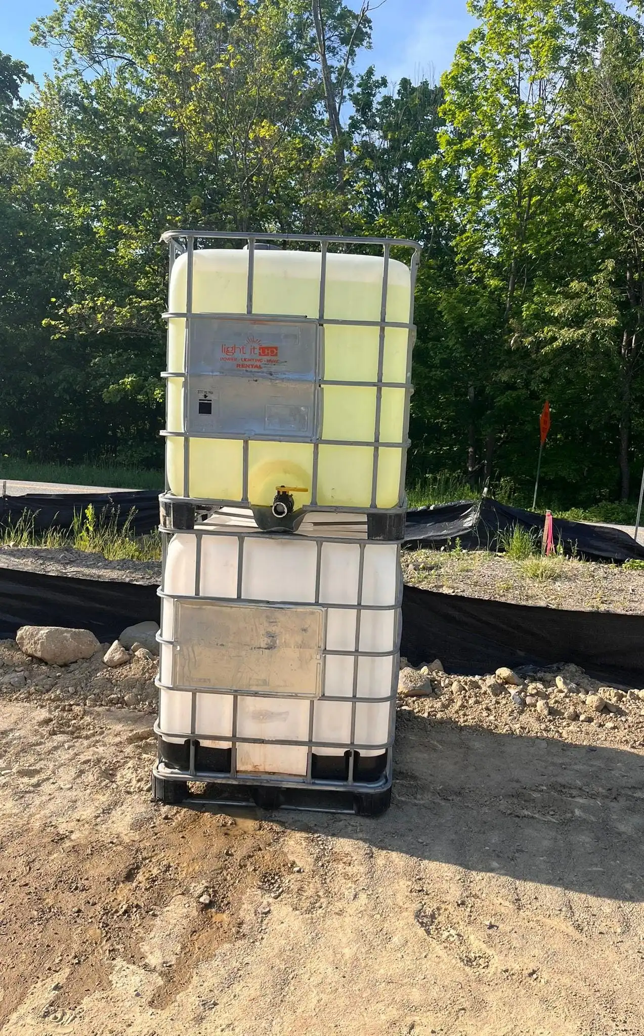 300 gallon water tank for rent