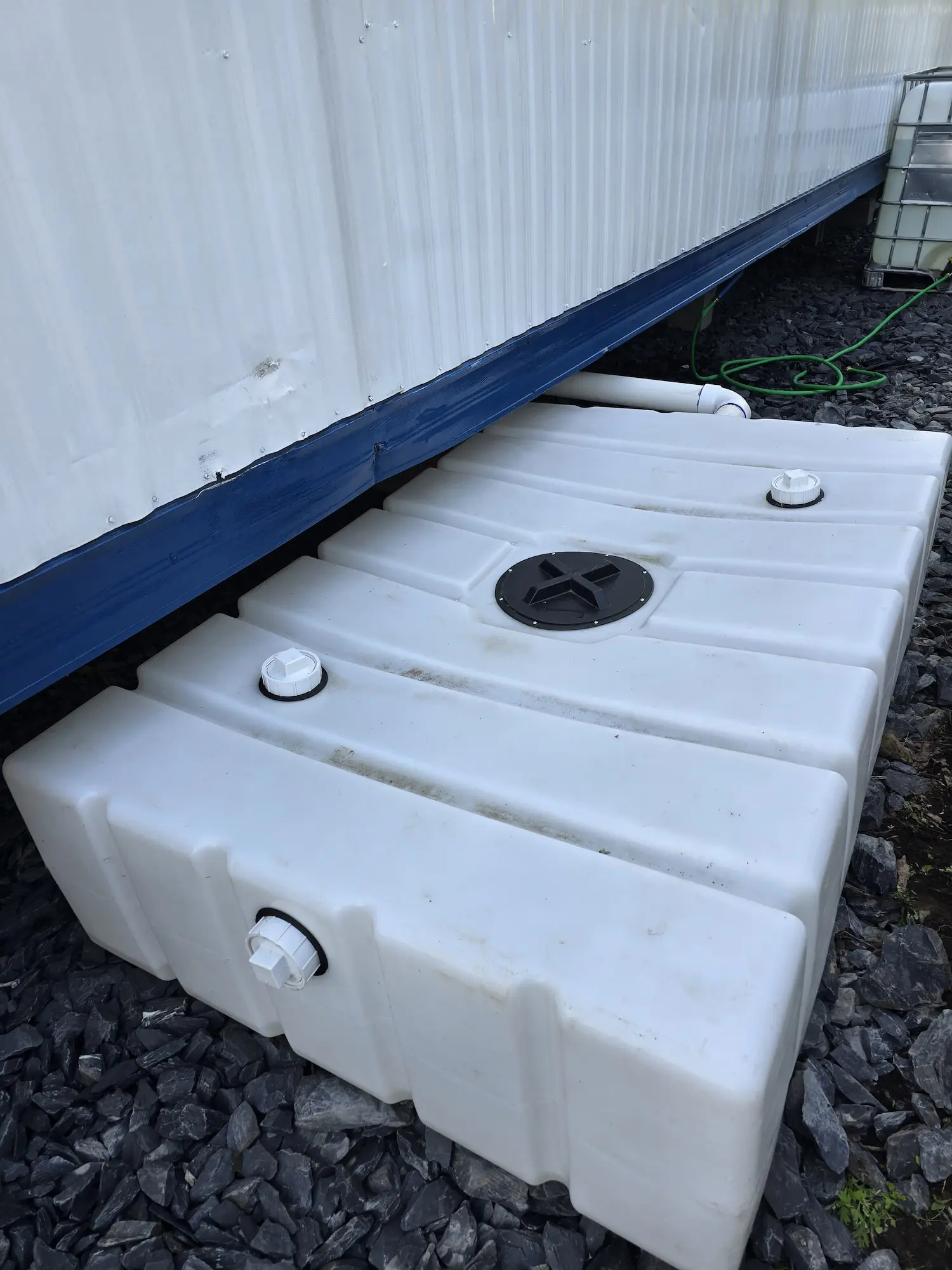 portable sewer tank for rent
