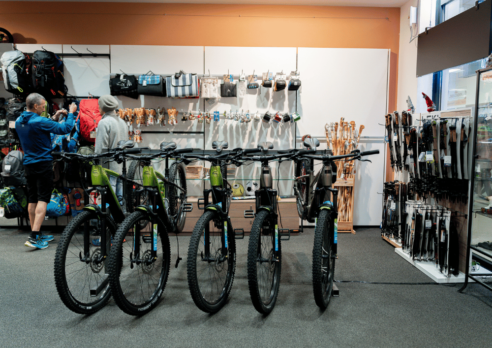 Rund ums Bike: Verleih, Verkauf, Beratung und Werkstatt bei Alpincenter