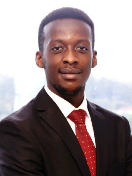 Headshot for Tyrone Rainer