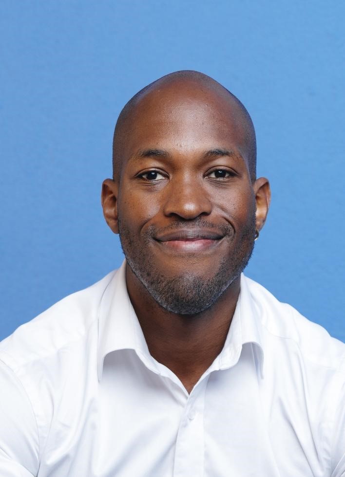 Phuthi Headshot