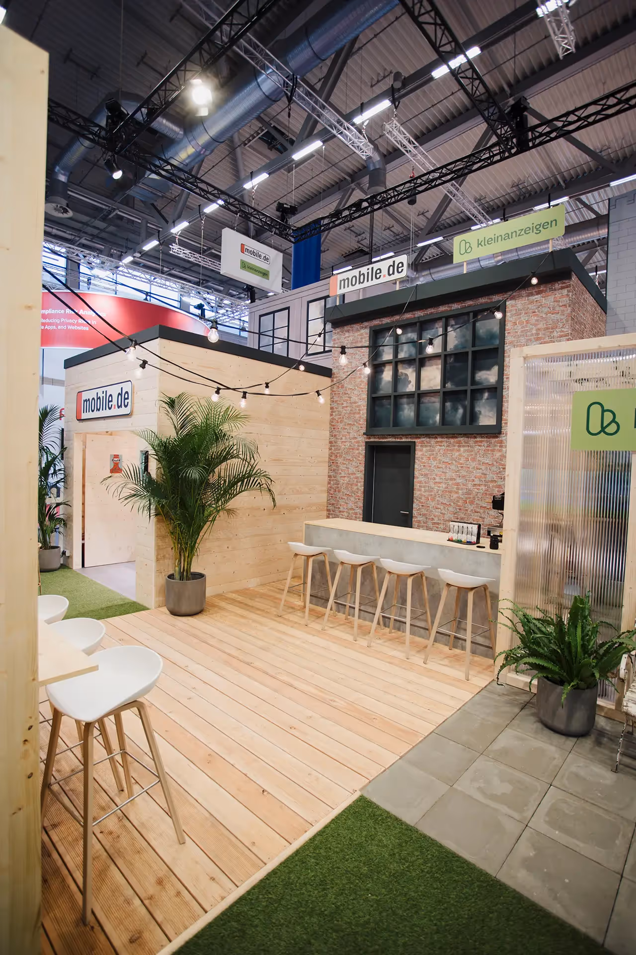 mobile.de Eventstand, fivekit, DMEXCO, kombinierter Markenauftritt.