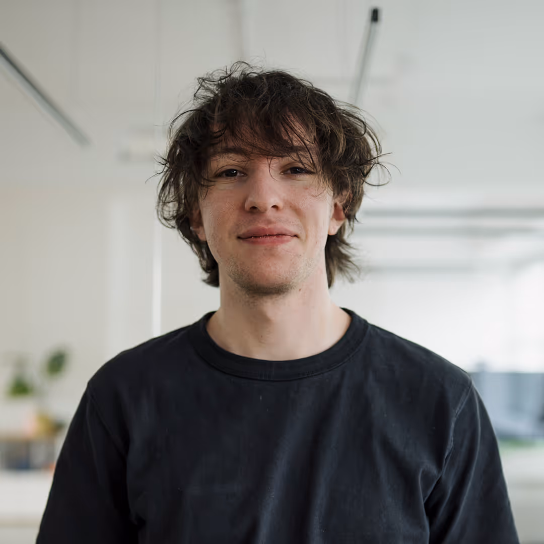 Ethan Dru, Motion Designer, fivekit