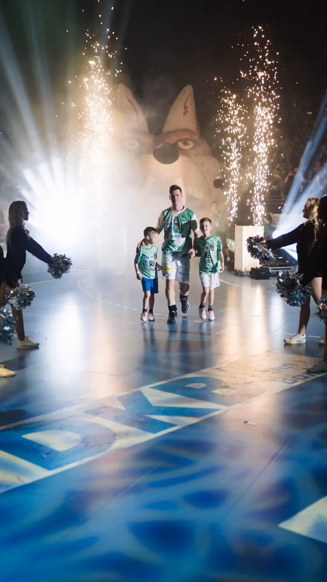 Aktivierung mit Feuerwerk, fivekit aus Berlin, Sport Agentur