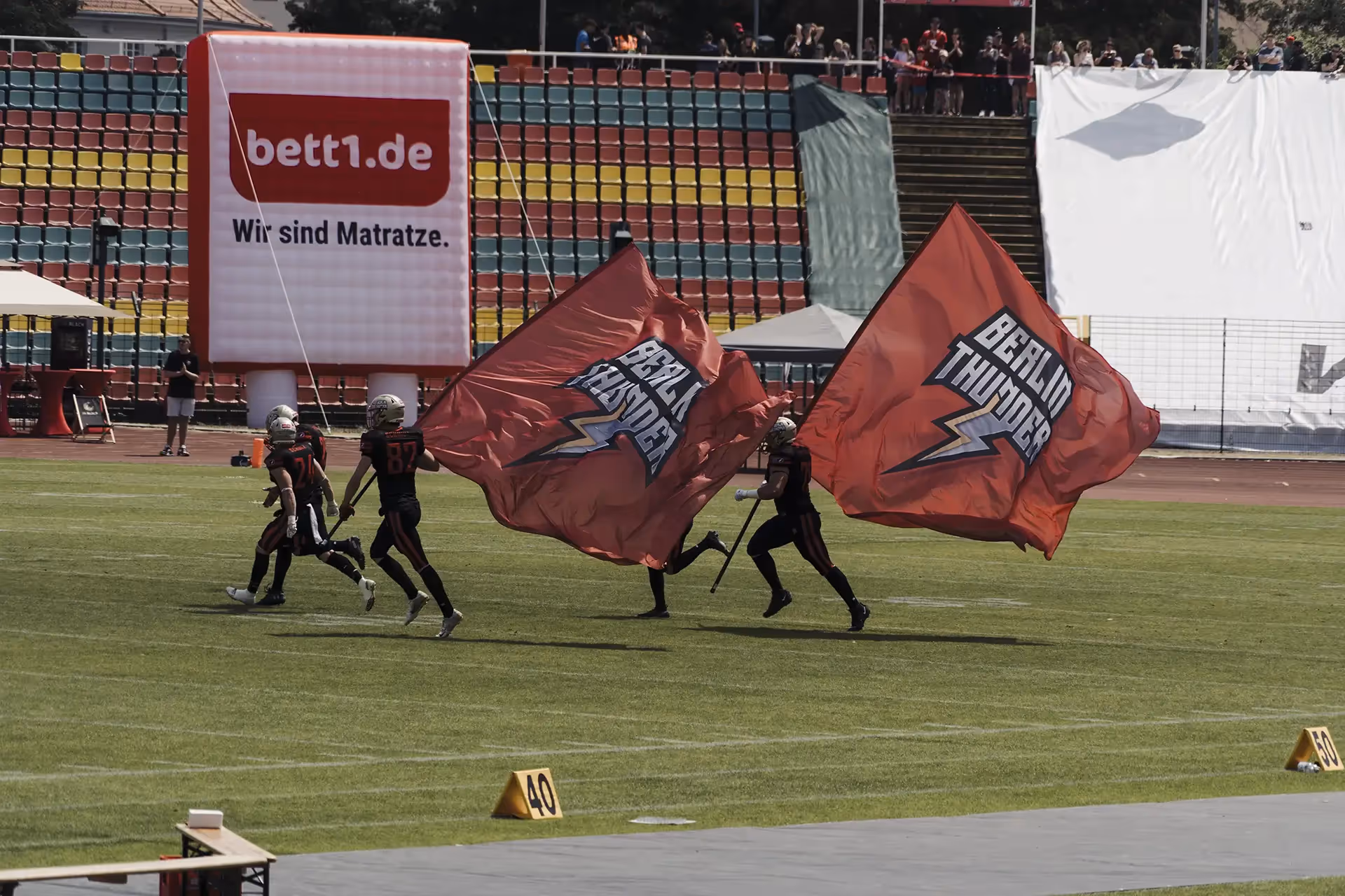 fivekit Motion Design, Berlin Thunder, animierte Football-Spielinfos live.