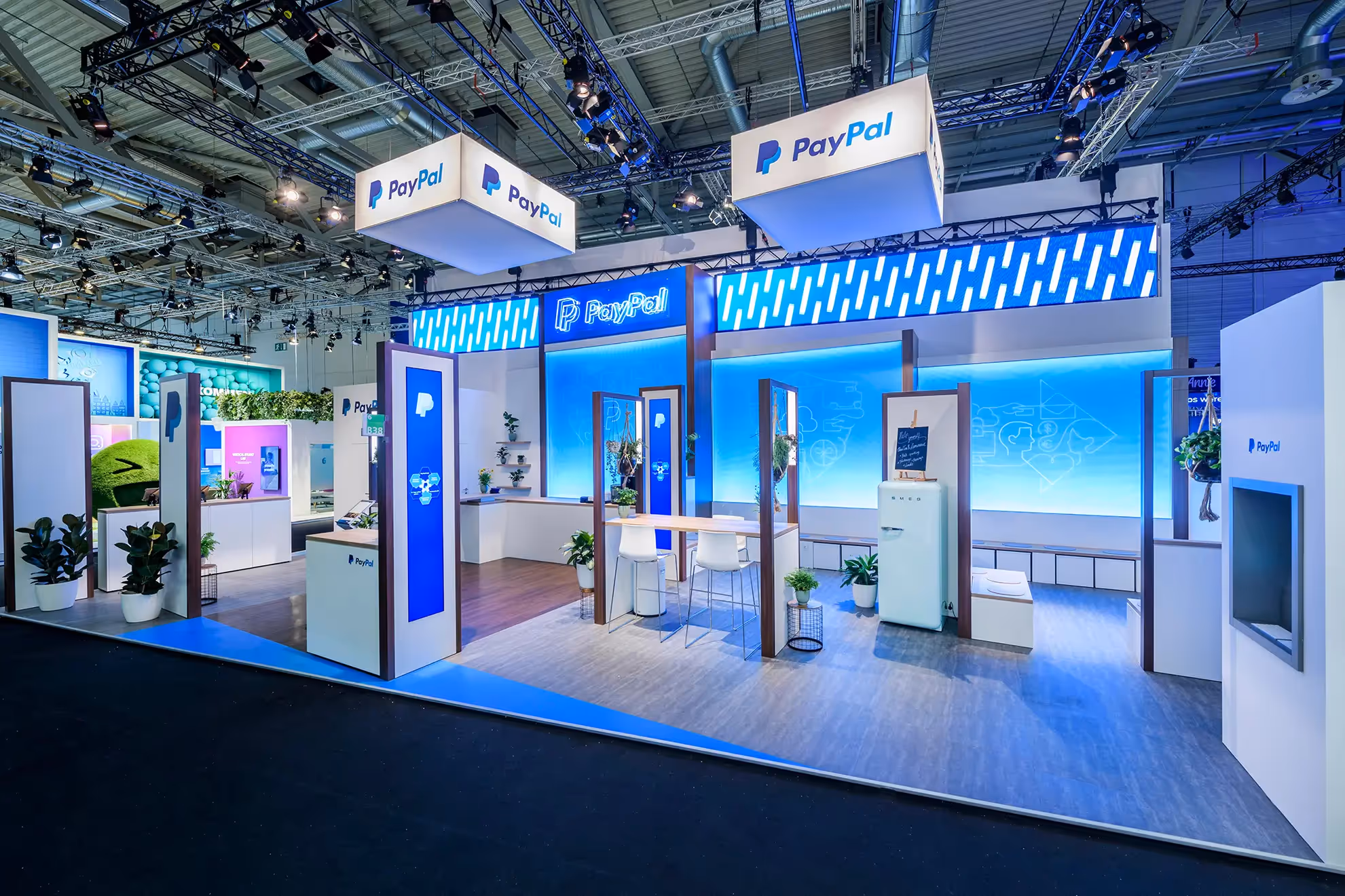 Messeauftritt PayPal auf der DMEXCO, Agentur fivekit, minimalistisch und hochwertig.