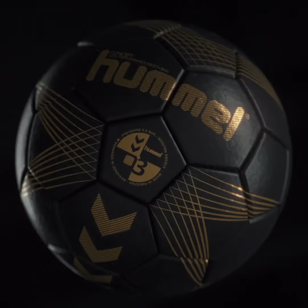 fivekit entwickelt E24C Film, hummel, goldene Partikel animiert.