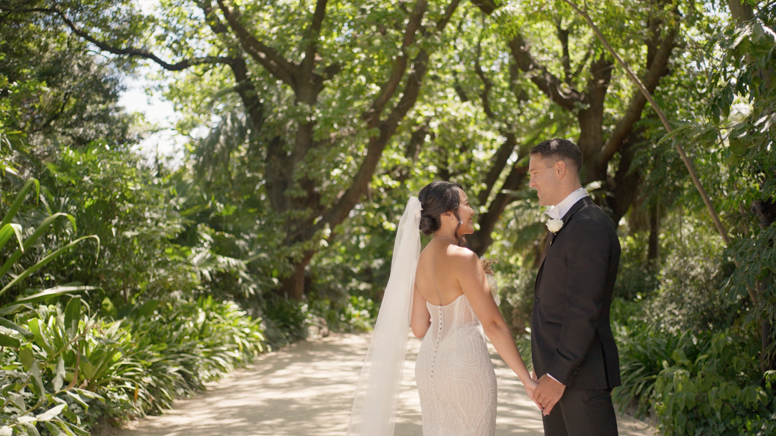 Rippon Lea Estate wedding film by Jiang Visuals, one of the best Melbourne wedding videographers