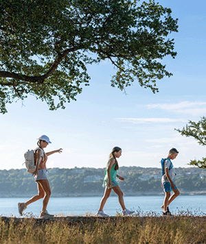 Travis Club | High-Impact Layout