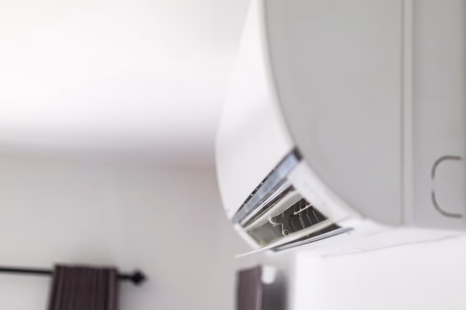 AC Blowing Warm Air? Get Expert Repairs in Brookfield