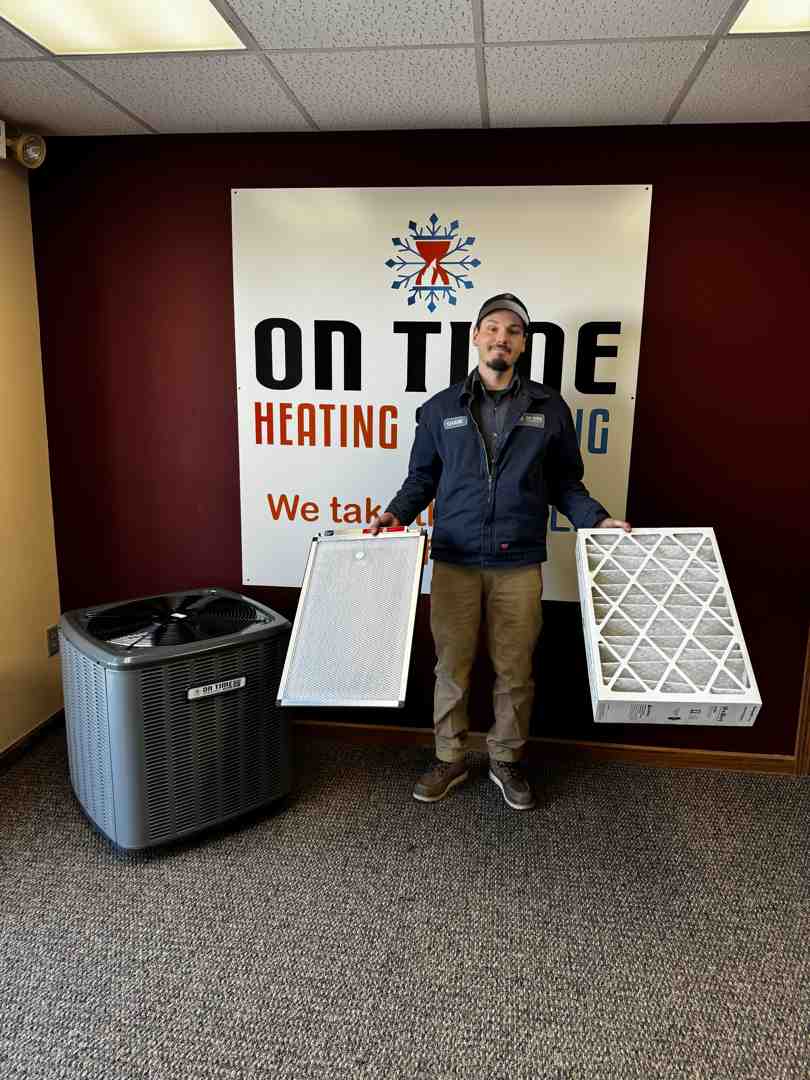 Clean AC air filter next to a dirty one - best ac installation oconomowoc wi Clean AC air filter next to a dirty one - best ac installation oconomowoc wi
