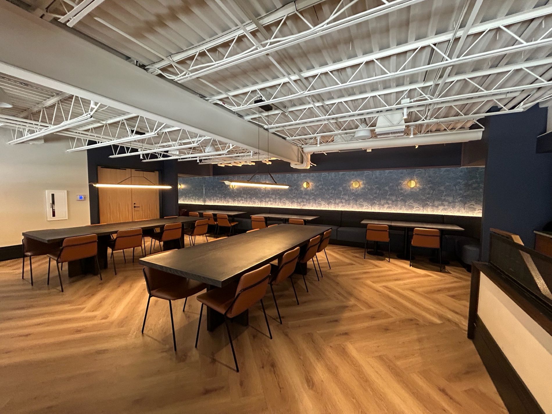 Mezzanine event space