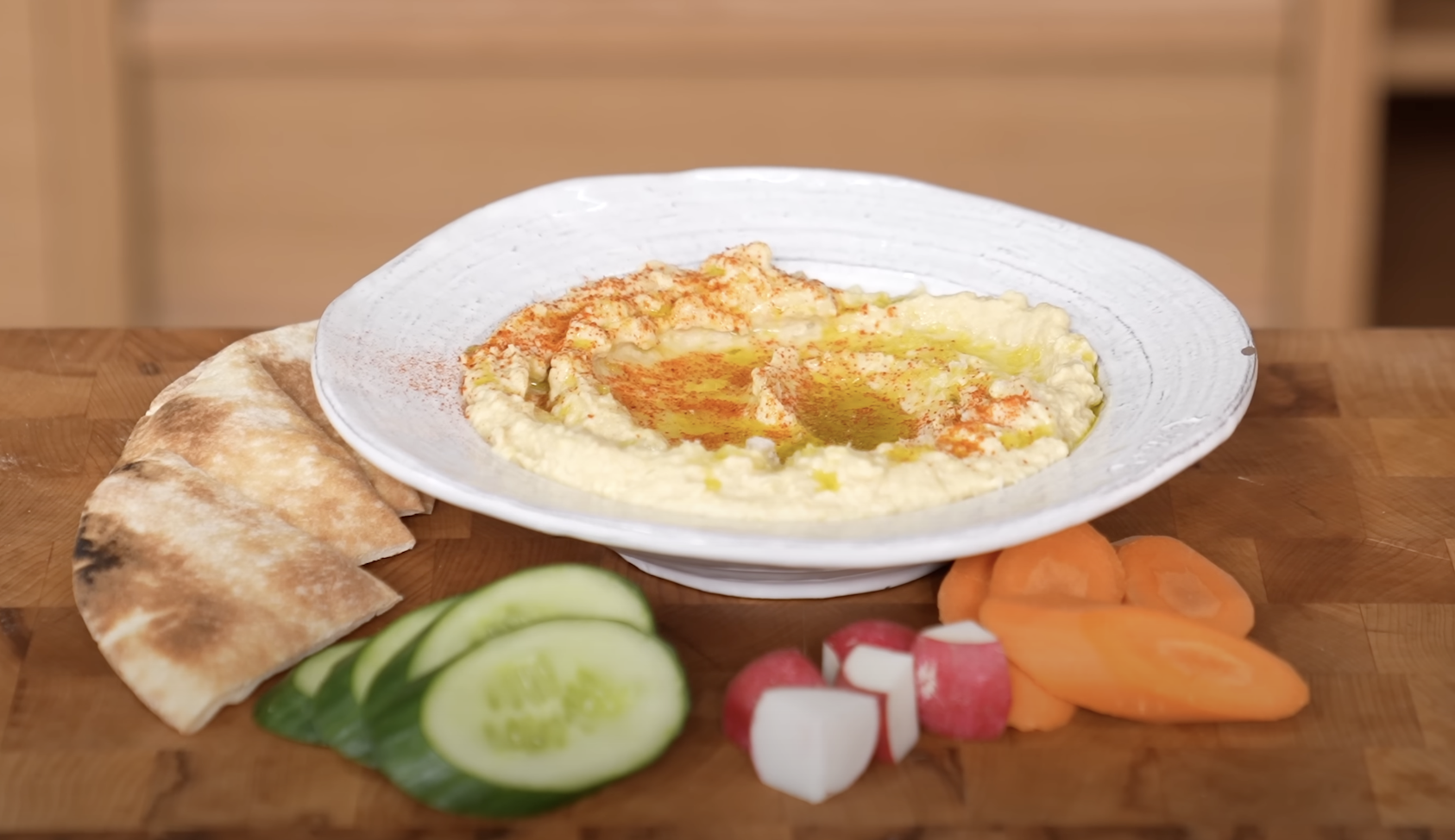 Cheap & Easy Hummus Mezze
