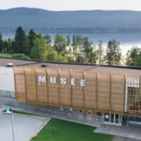 Musée de la Gaspésie and monument to Jacques-Cartier