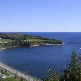 安斯-麦金尼斯海滩