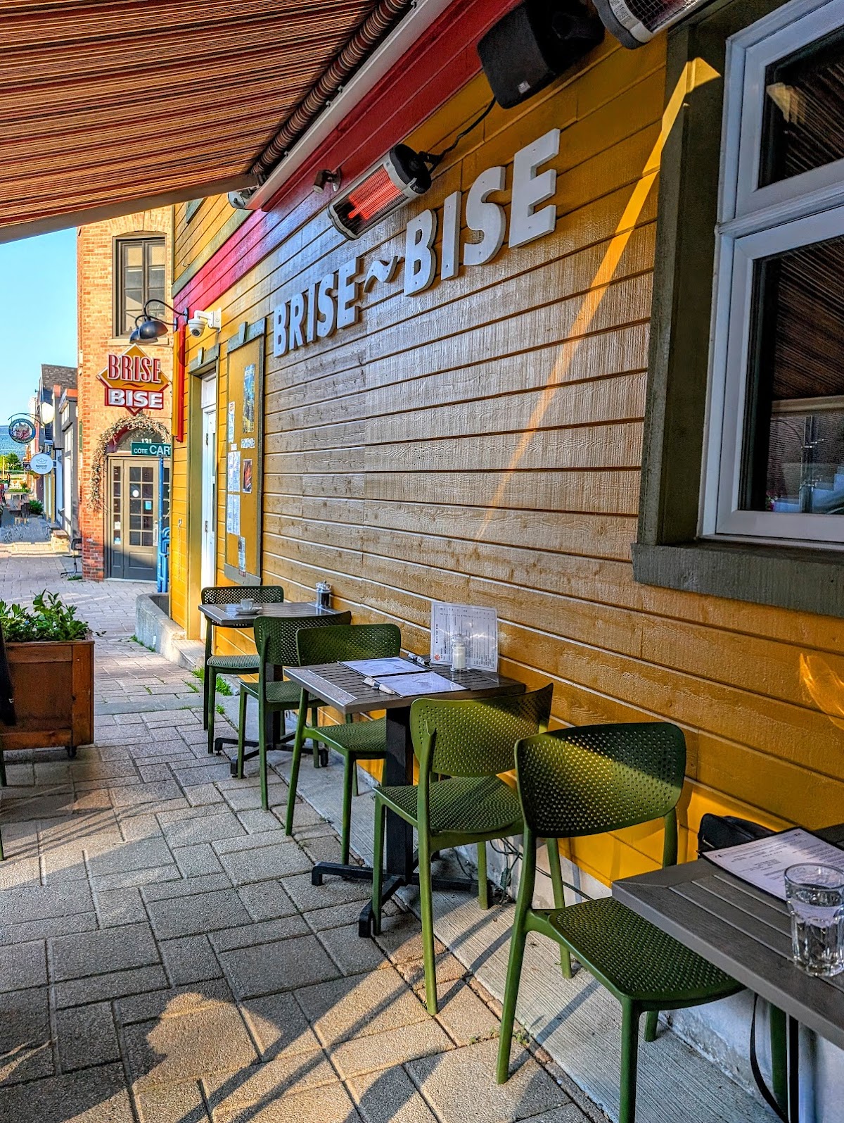 Bistro-Bar le Brise-Bise