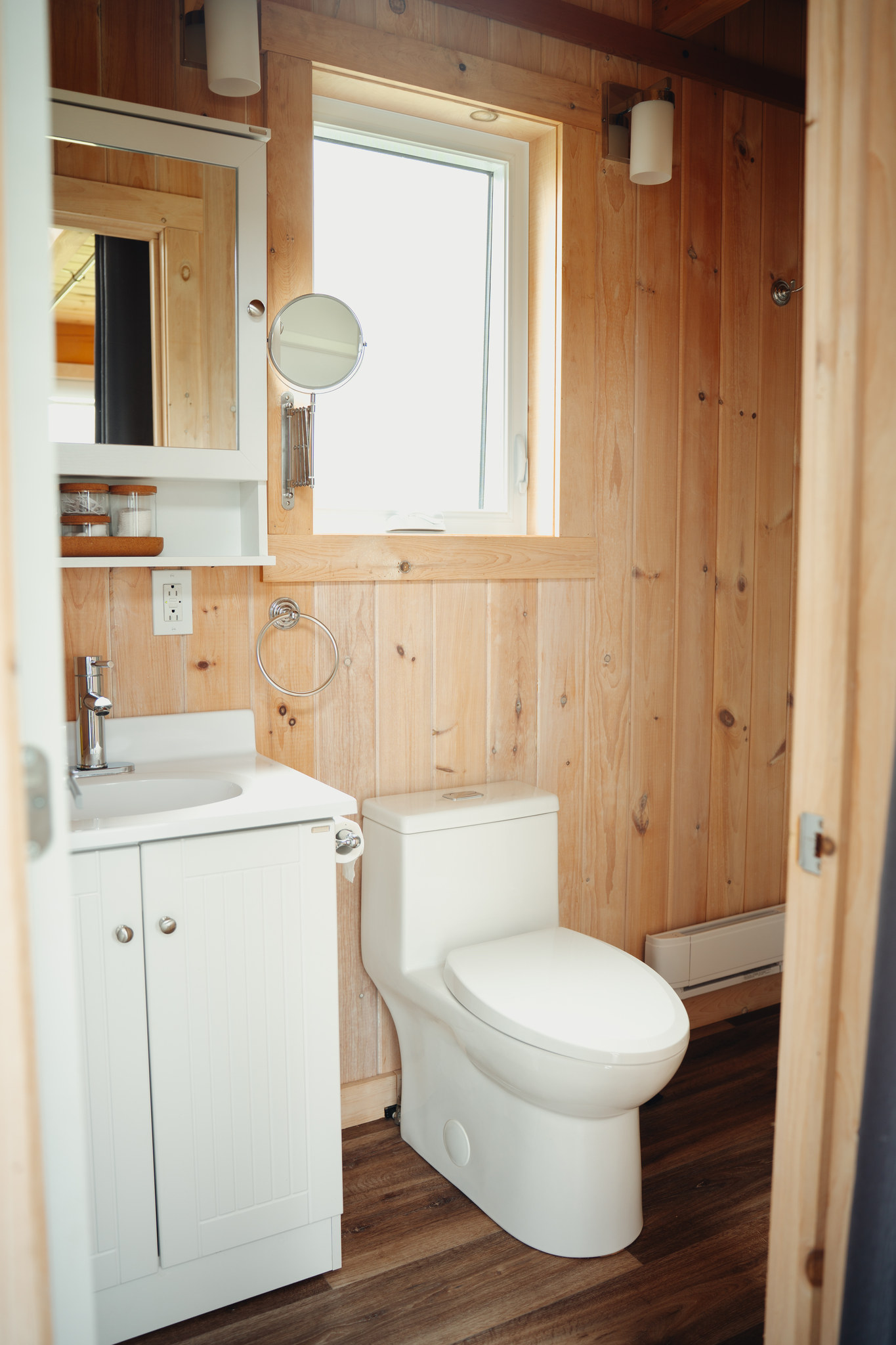 Sink and toilet in the cottage's bathroom