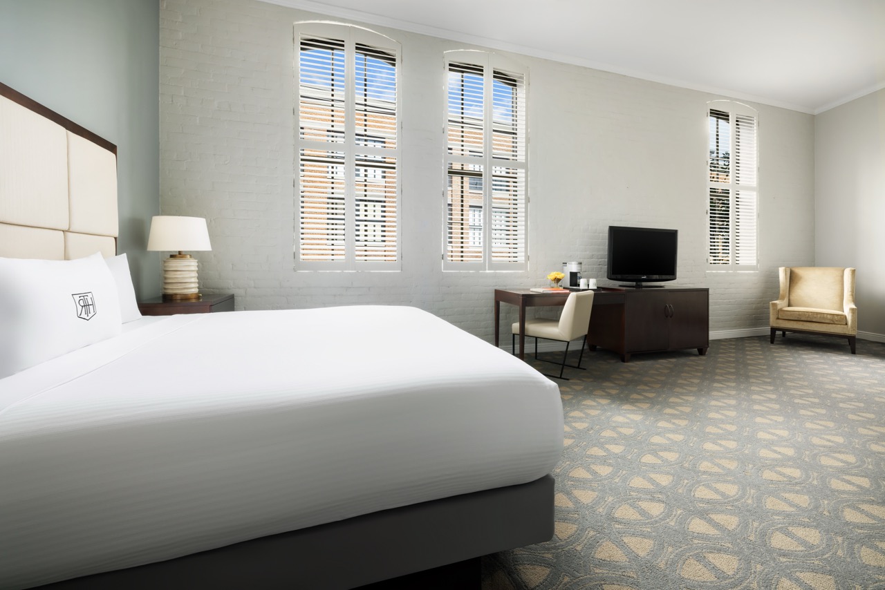 Premier King Executive view from bed with windows