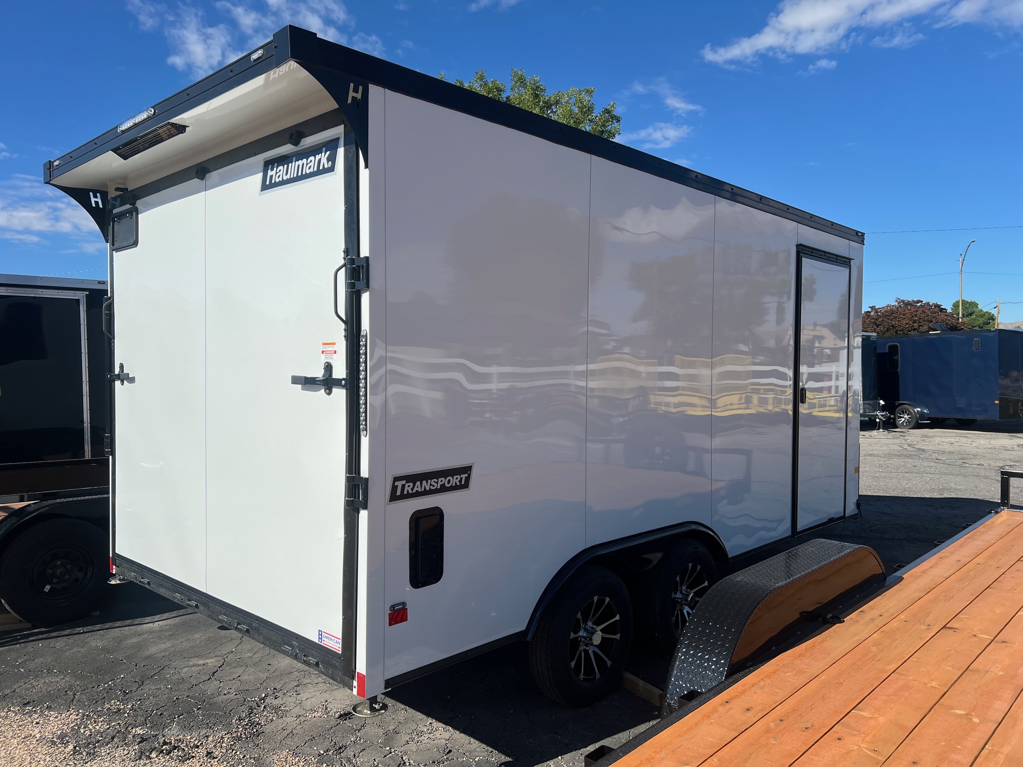 Trailer photo