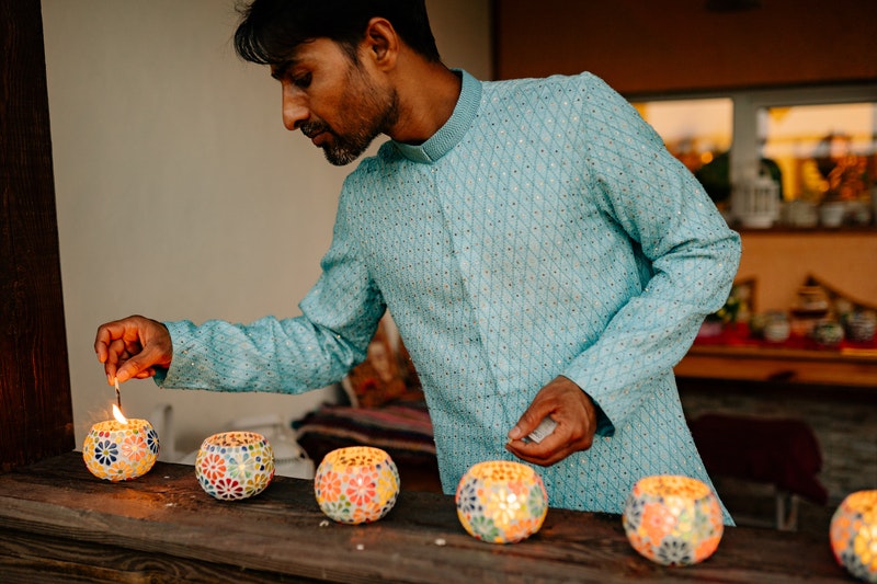 A man wearing kurta for diwali.