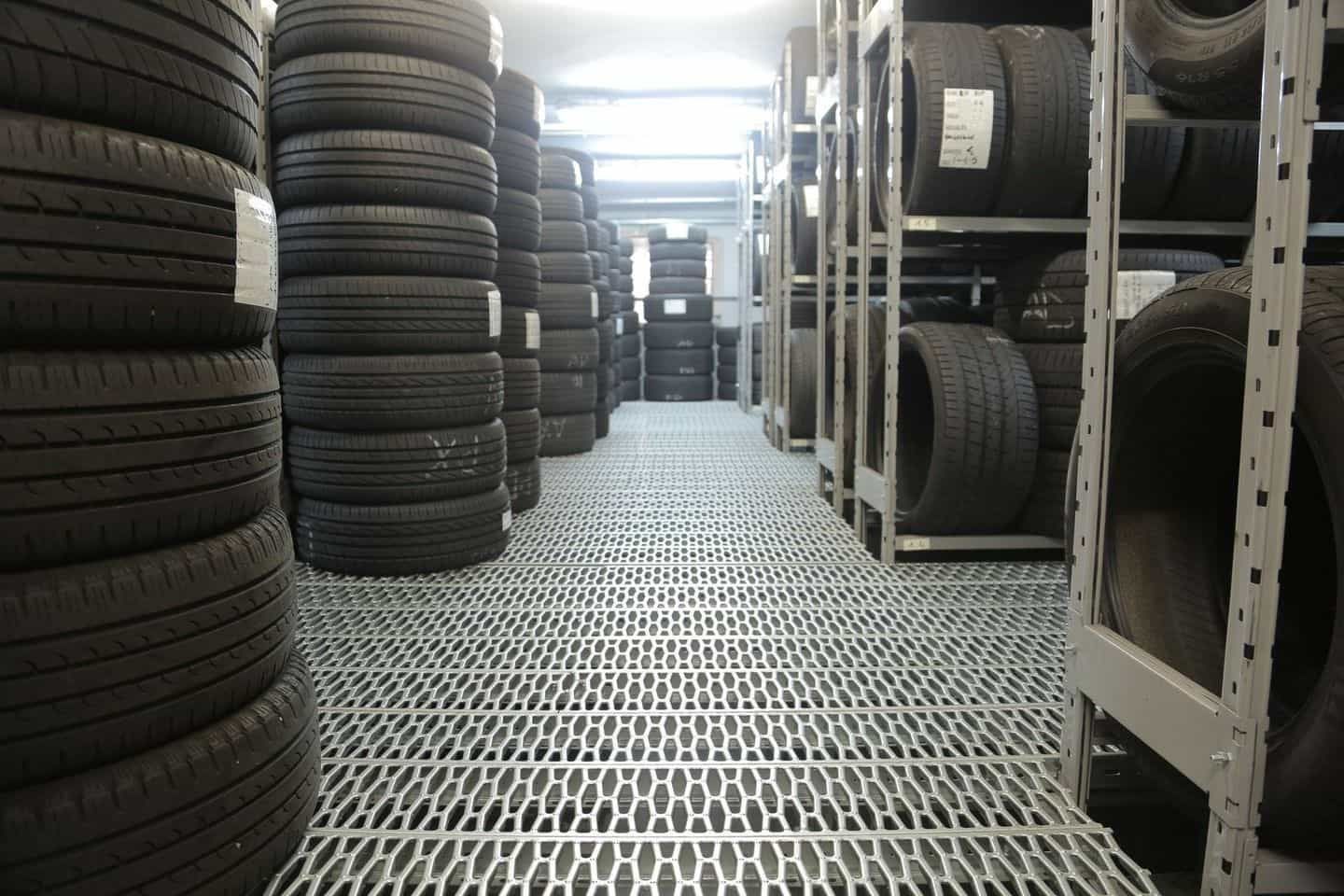 Different Type of Tires Stock in Warehouse