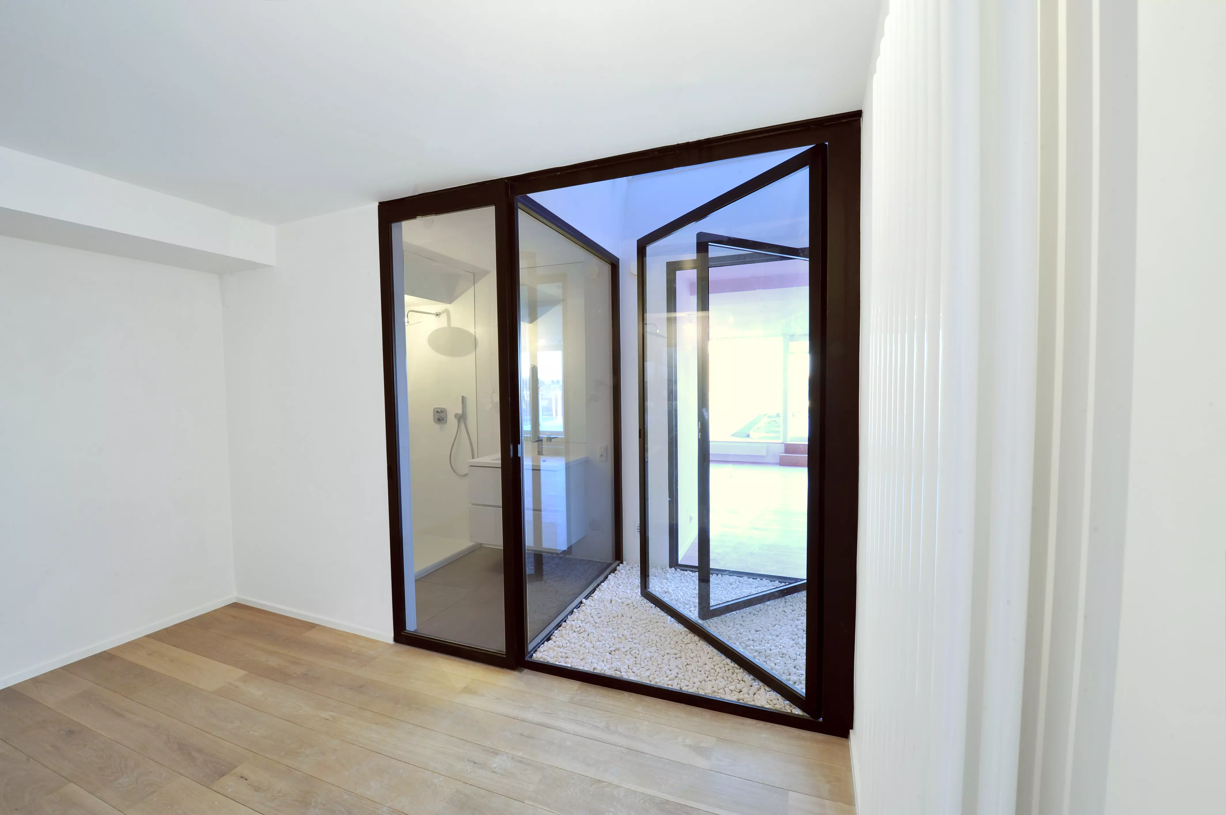 Rénovation complète de 12 appartements dans un bâtiment historique à Forest
