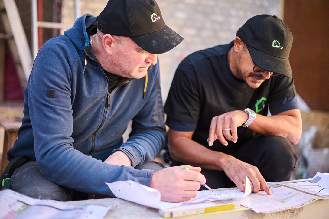 Entreprise générale ou corps de métier séparés : que choisir pour vos chantiers à Bruxelles ?