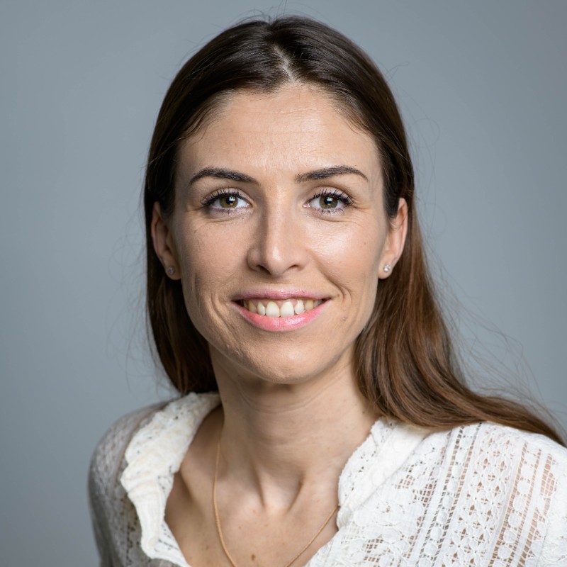 Marie-Laure Codaccioni, Directrice d'unité adjointe chez mc2i et Pilote du Programme d'intermission solidaire