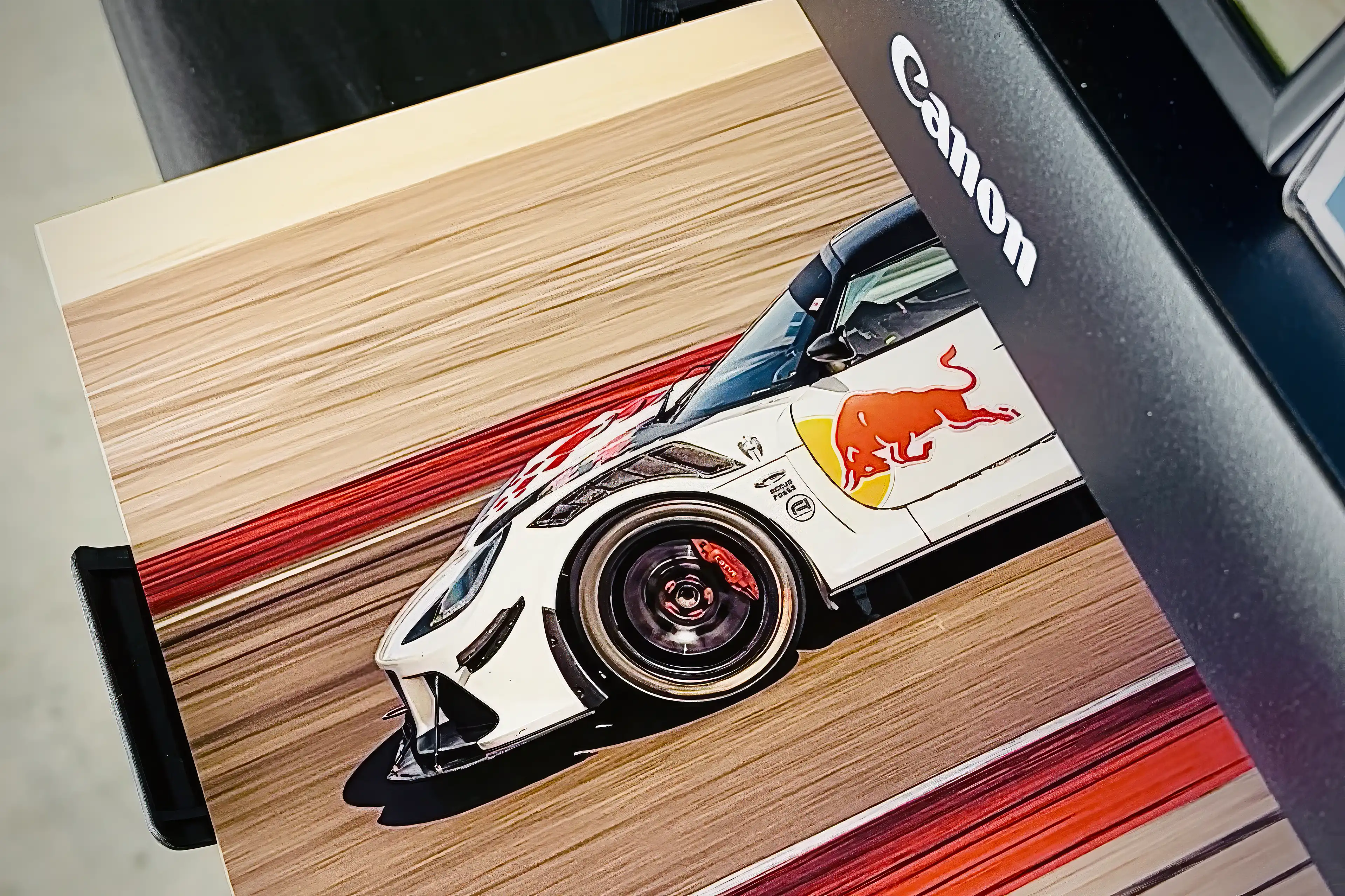 Lotus Exige blanche imprimée sur du papier photo et une imprimante Canon