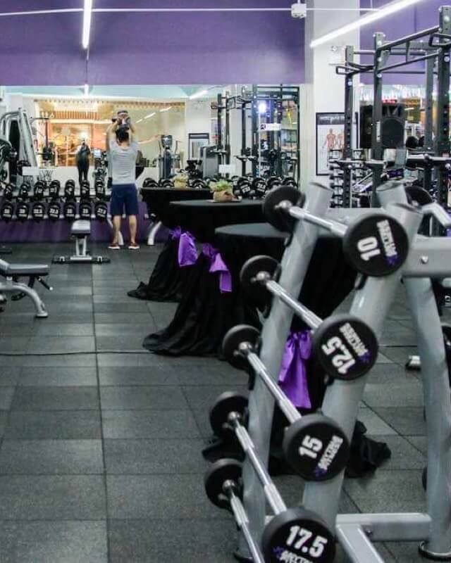 Anytime Fitness interior