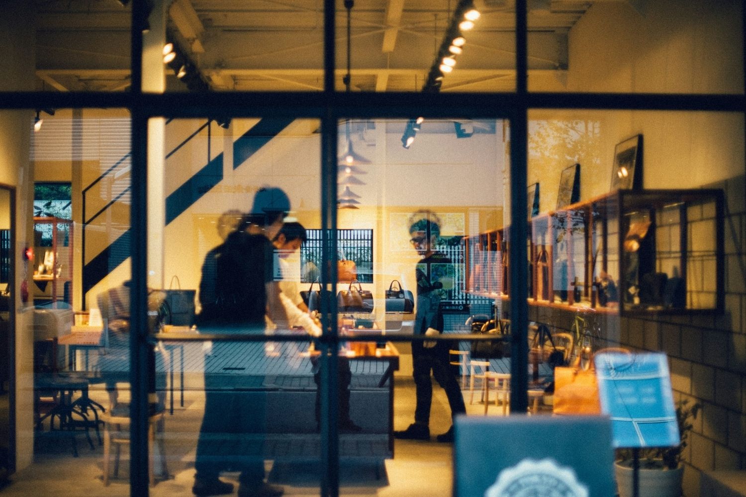 How Music Affects Customer Behaviour in Retail and Hospitality