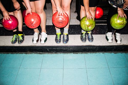 The Best Background Music for Competitive Socialising Venues