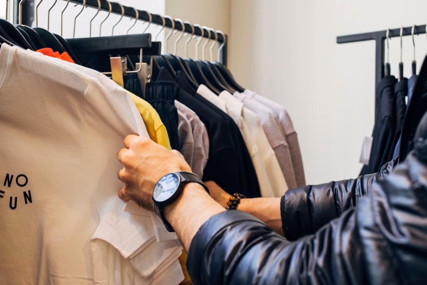The Best Background Music for Fashion Stores