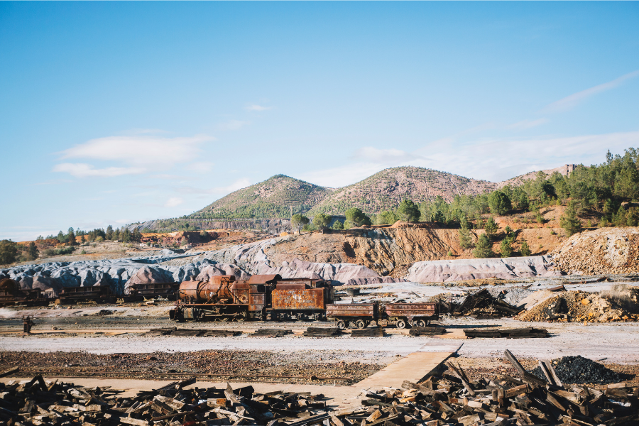 South32 (ASX:S32) Slashes Australia Manganese Guidance: 4 ASX Small Caps Set to Benefit
