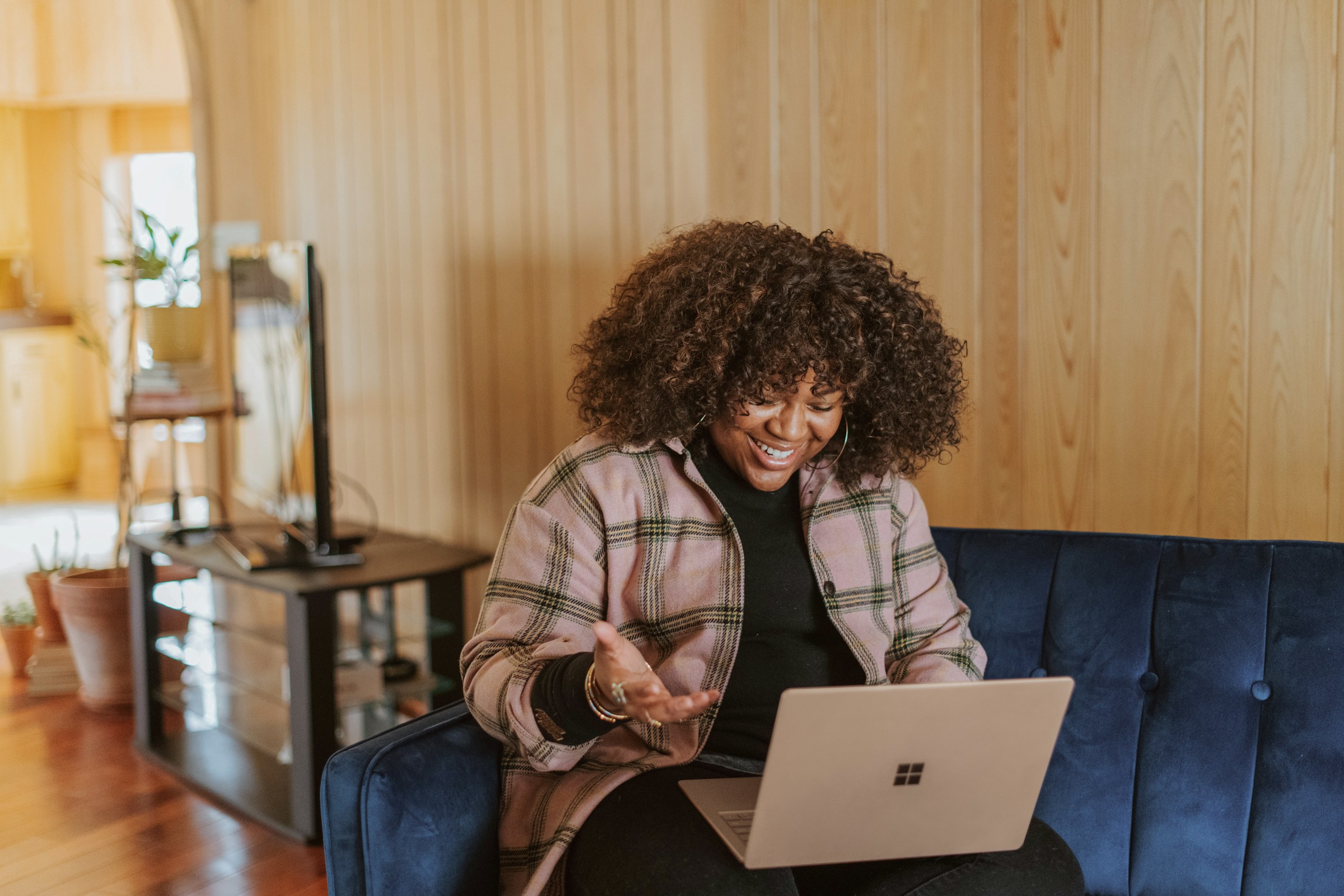 woman looking happy - What to Post on Linkedin