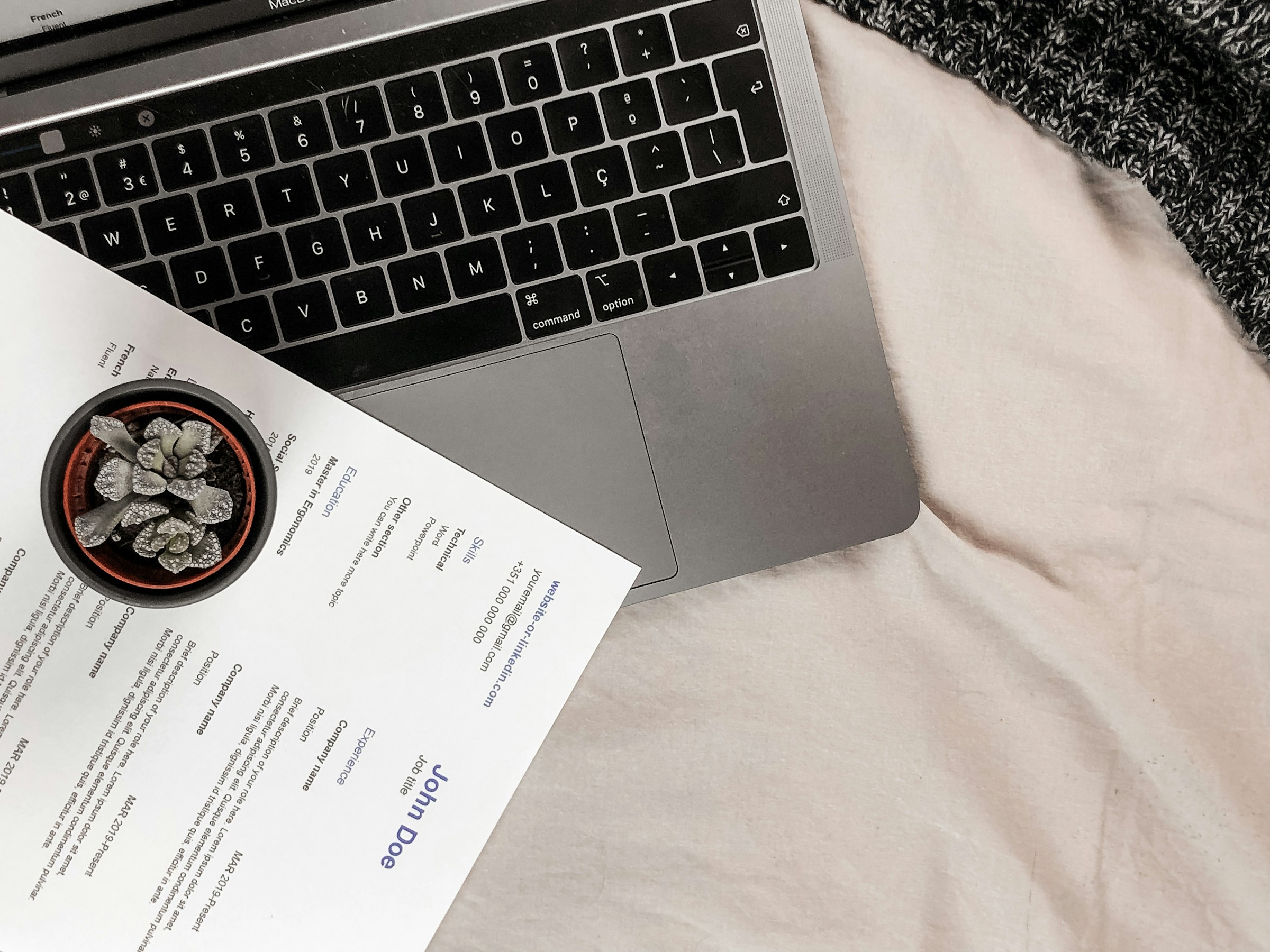 resume - How to Delete Resume on LinkedIn