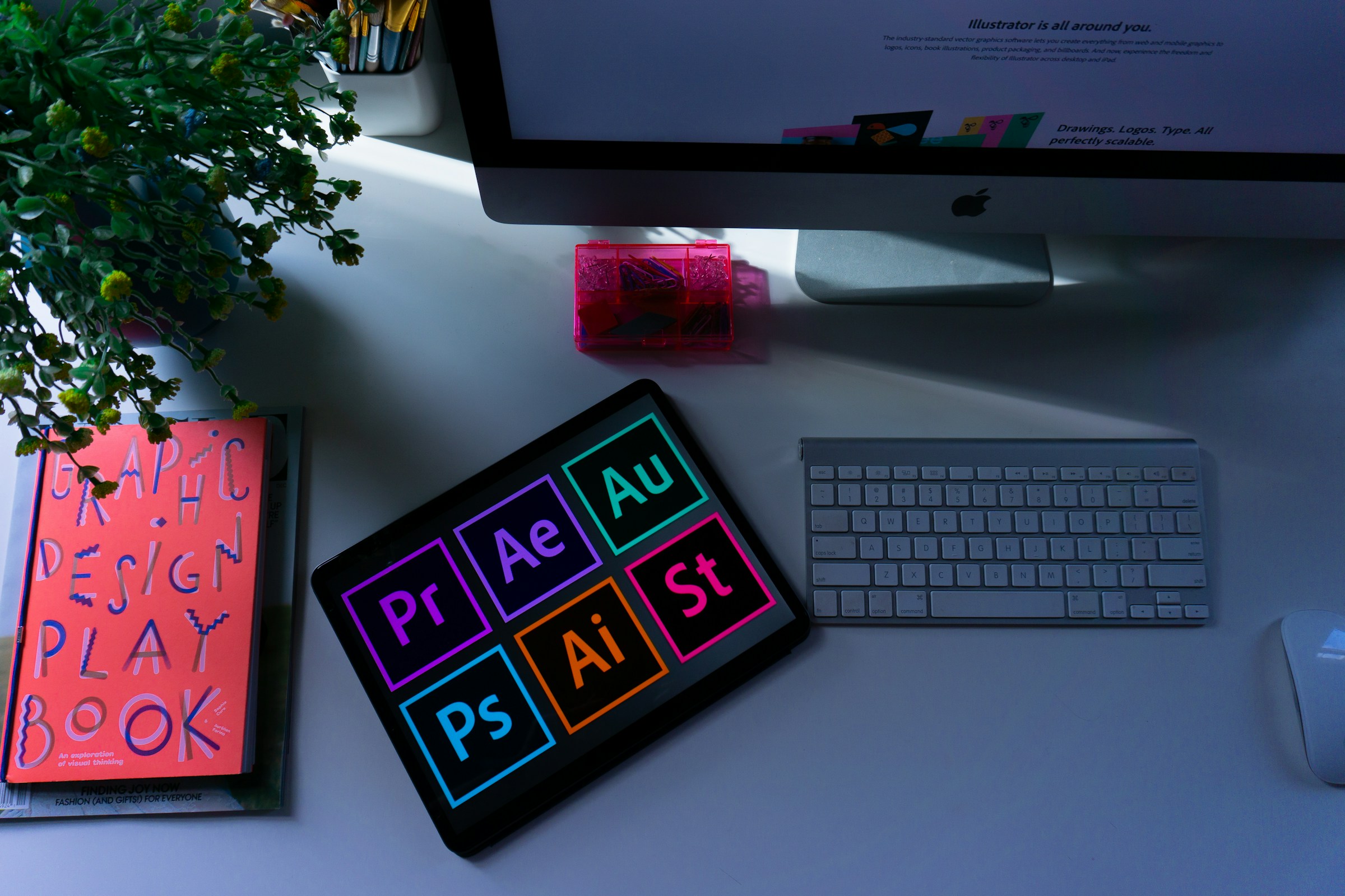 use of editors - LinkedIn Banner