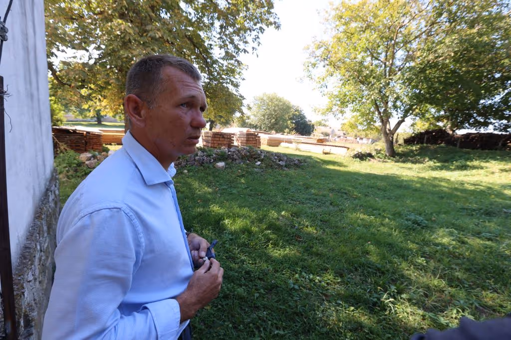 Németh Tamás a harangláb árnyékában