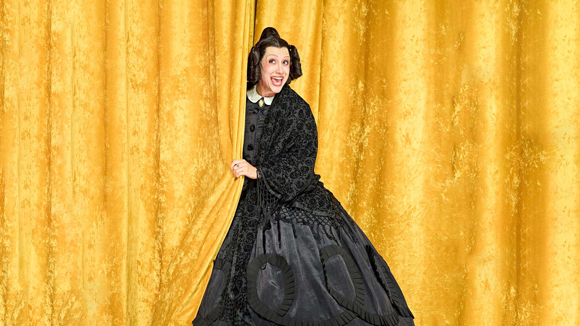 Mason Alexander Park as Mary Todd Lincoln in Oh, Mary! at Trafalgar Theatre. Review - Flicker Magazine. Photo by Manuel Harlan