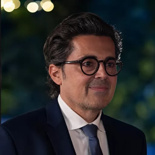 Portrait de Damien Arnaud, fondateur de RayZ Consulting