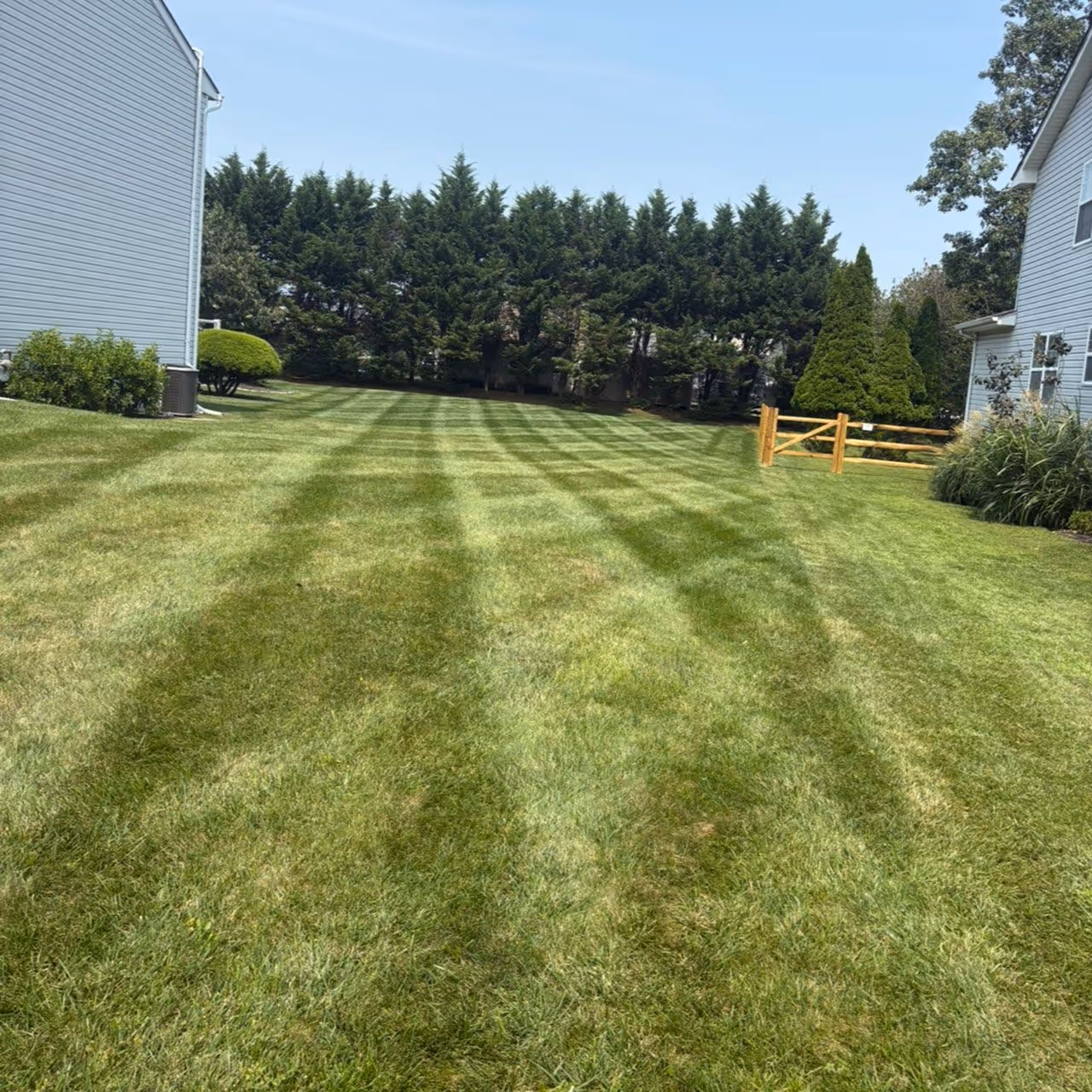 Expert lawn mowing and edging service by Brendan’s Lawn & Landscaping near me in Aston PA