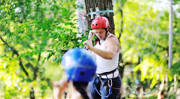 Spannendes Outdoor-Teamtraining im Hochseilgarten 710